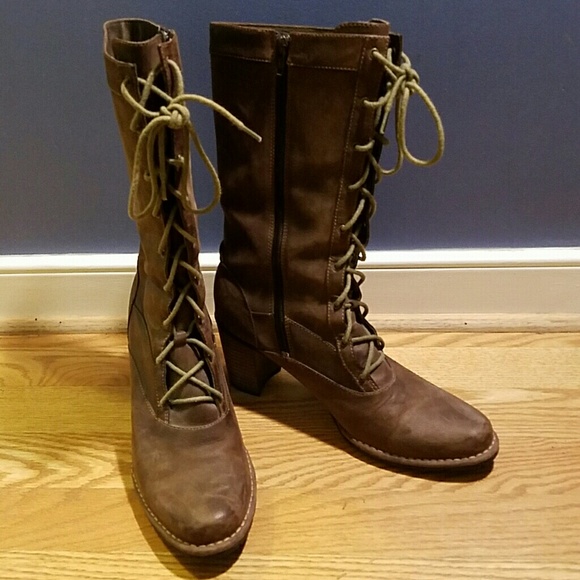 clarks indigo lace up boots